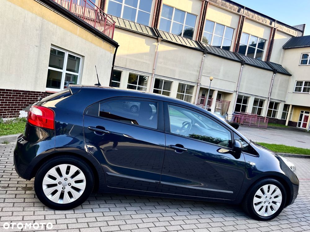 Kia Rio 1.2 Dream-Team Edition - 8