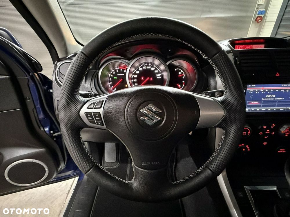 Suzuki Grand Vitara - 13