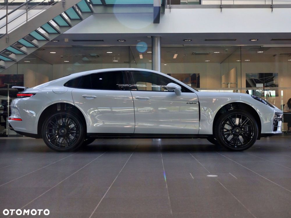 Porsche Panamera - 13