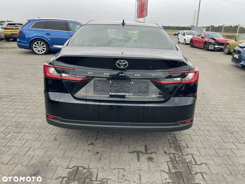 Toyota Camry 2.5 Hybrid Dynamic Force Comfort e-CVT - 4