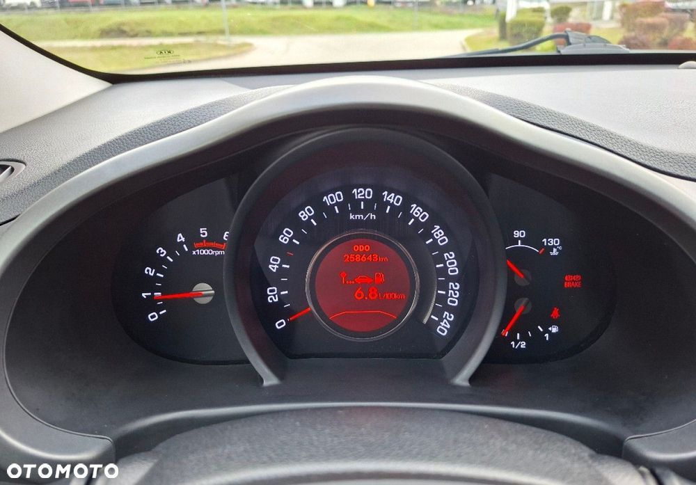 Kia Sportage - 40