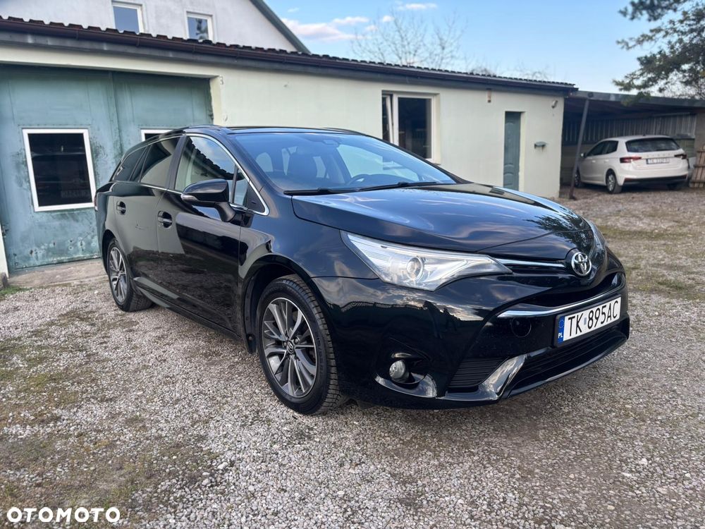 Toyota Avensis - 5