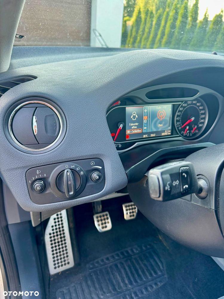 Ford Mondeo 2.0 TDCi Champions Edition - 18