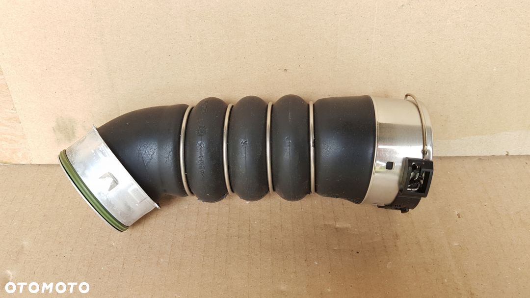 RURA WĄŻ INTERCOOLERA BMW E90 E91 E92 E93 N57 - 1