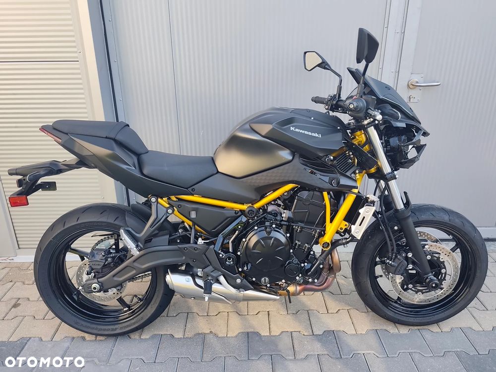 Kawasaki Z 650 - 11