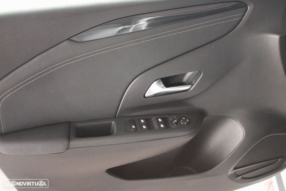 Opel Corsa 1.2 T GS - 6