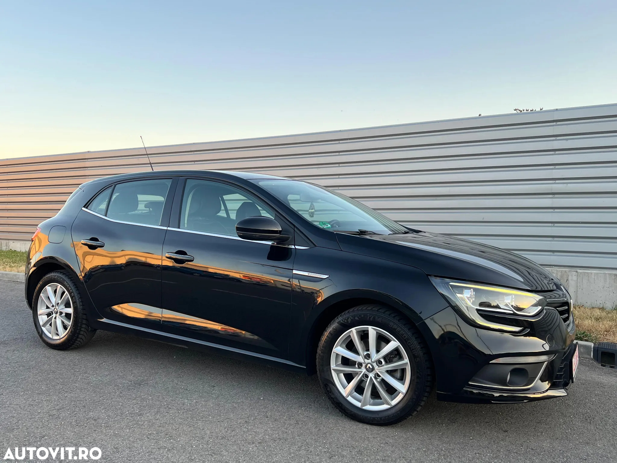 Renault Megane - 9