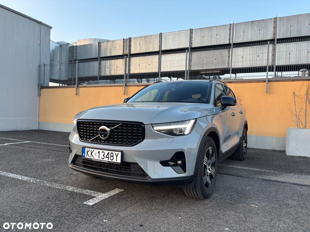 Volvo XC 40 B3 Plus Dark - 5