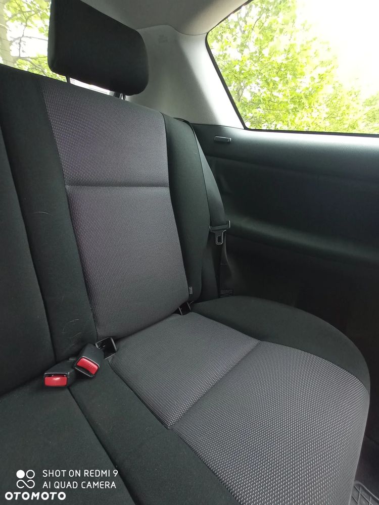 Toyota Corolla 1.4 VVT-i Luna - 6