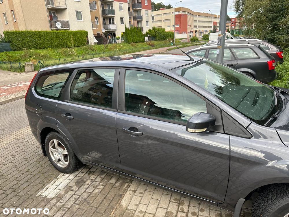 Ford Focus 1.8 Titanium - 3