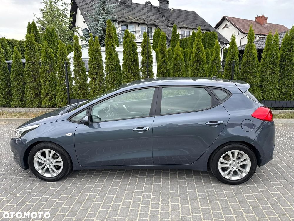Kia Ceed 1.4 CVVT Dream-Team Edition - 7