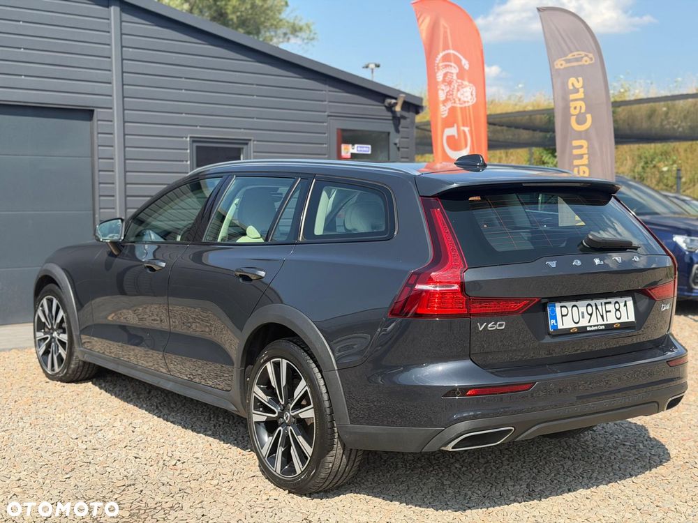 Volvo V60 Cross Country D4 AWD Geartronic - 13