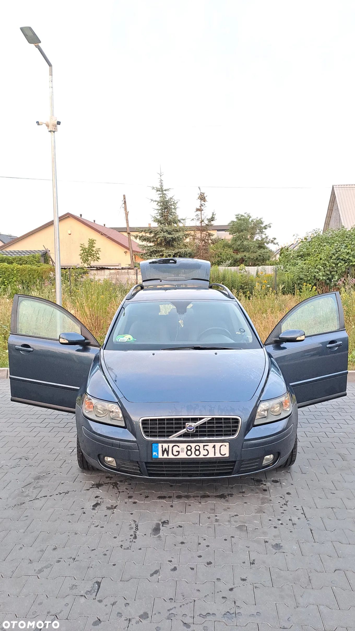 Volvo V50 2.0D Momentum - 1