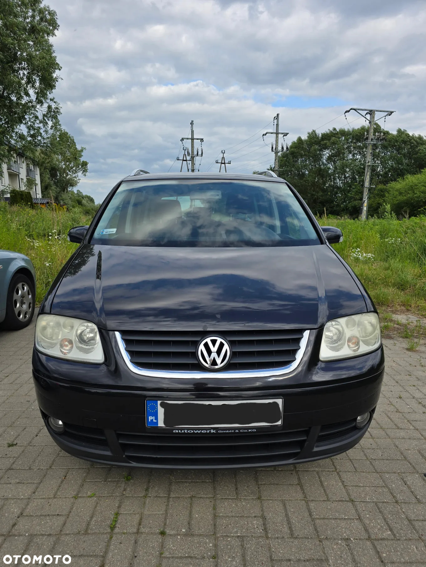 Volkswagen Touran - 10