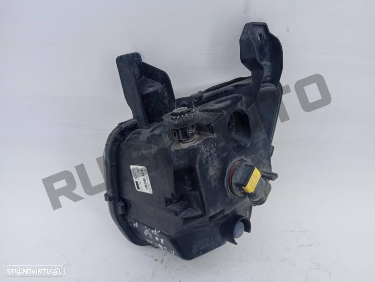 Ótica / Farol Nevoeiro Frente Direito H1bb-15a254-ab Ford Fiest - 2