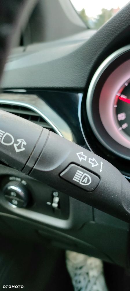 Opel Astra 1.6 D (CDTI) Innovation - 19