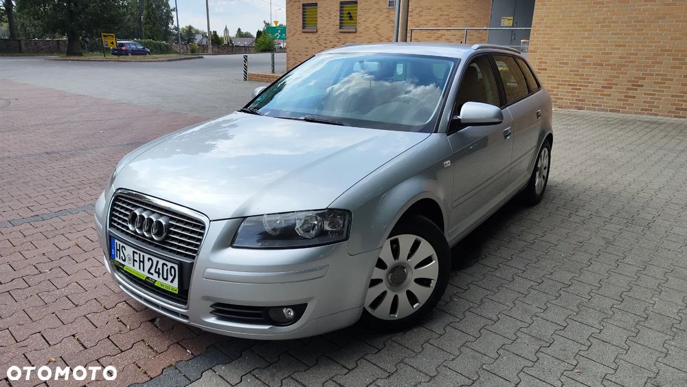 Audi A3 Sportback 1.6 Attraction - 1