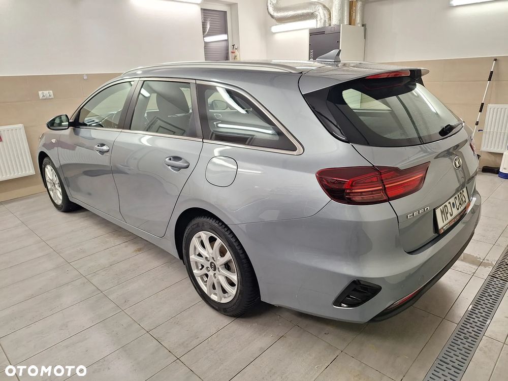 Kia Ceed 1.4 CVVT ISG Dream Team Edition - 9