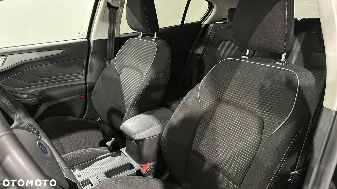 Ford Focus - 12