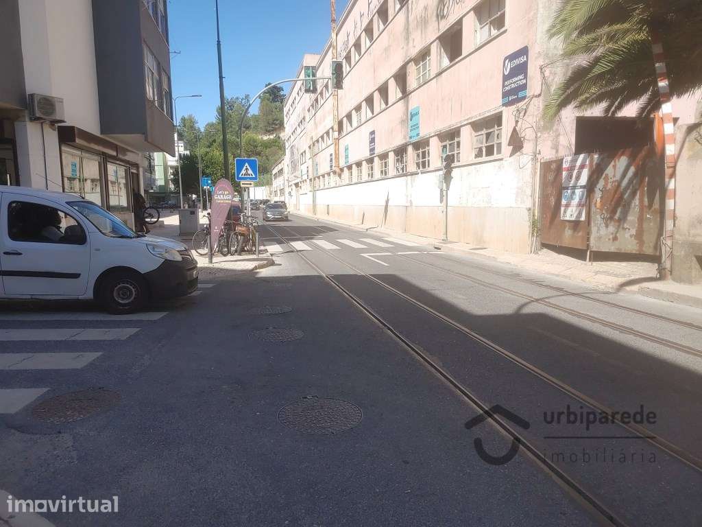 Apartamento T3 na Cruz Quebrada, (disponível em Novembro) - Grande imagem: 3/6