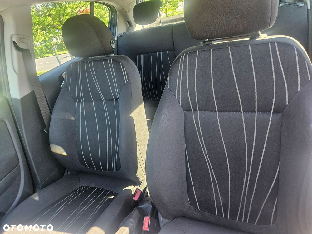 Opel Corsa 2010 photo 5