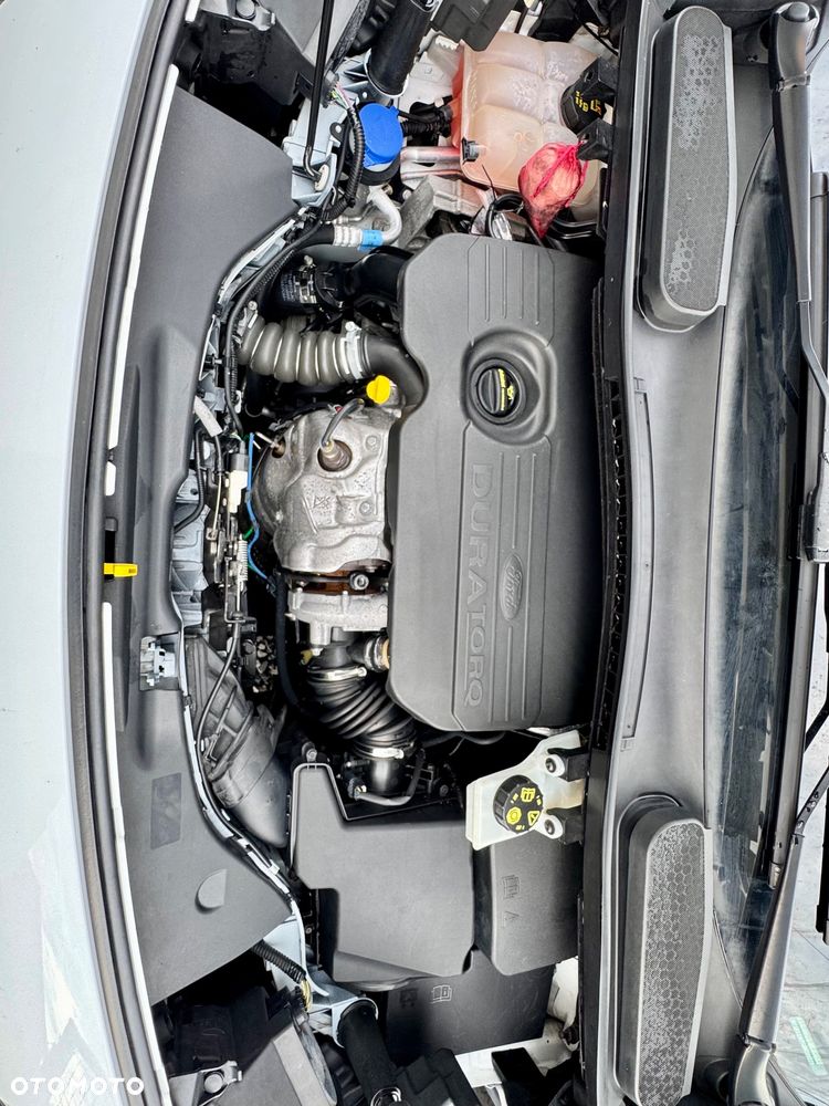 Ford Connect - 24