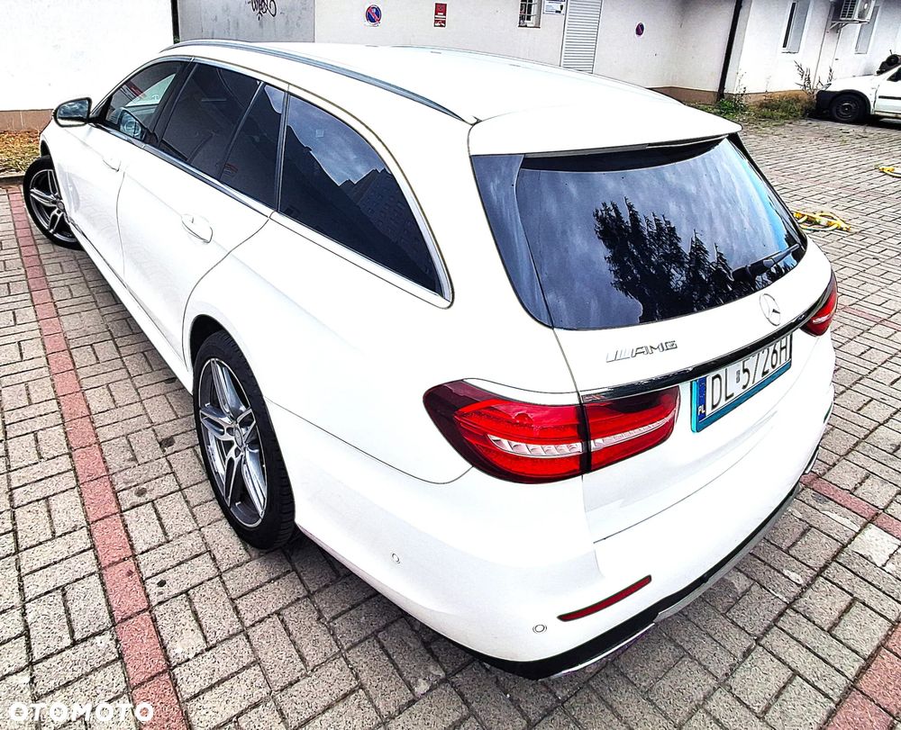 Mercedes-Benz Klasa E 220 d T 9G-TRONIC AMG Line - 15