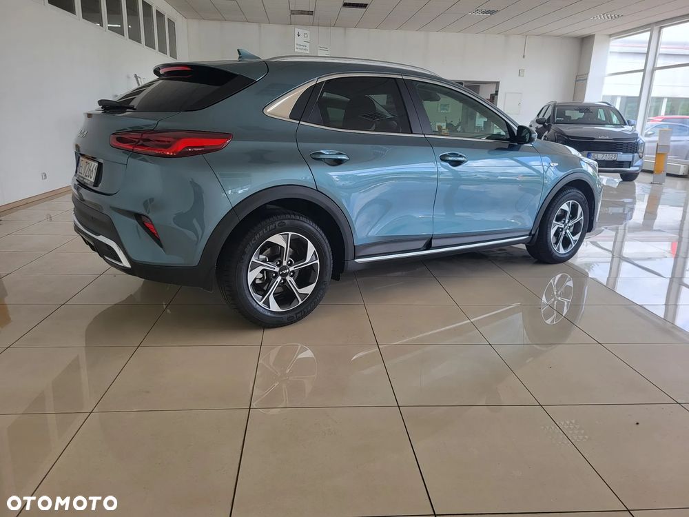Kia XCeed 1.5 T-GDI M DCT - 3