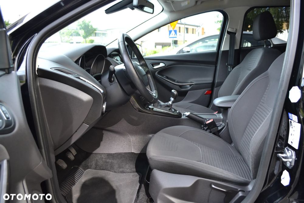 Ford Focus SW 1.0 EcoBoost Titanium - 20