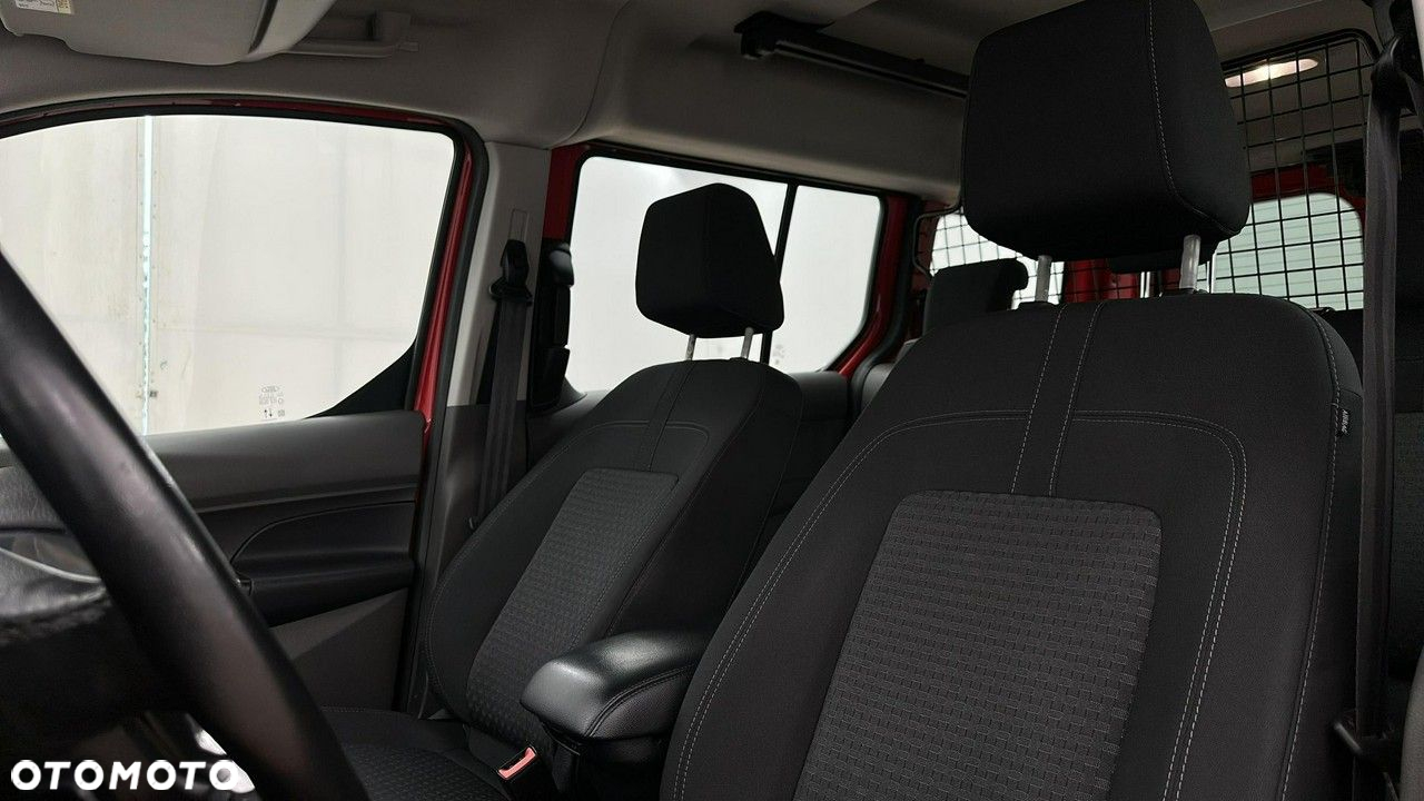 Ford Transit Connect - 16