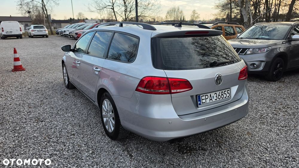 Volkswagen Passat 2.0 Blue TDI SCR Comfortline - 4