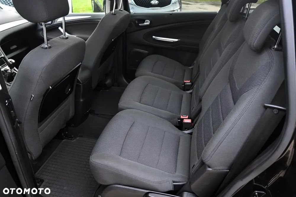 Ford S-Max 2.0 TDCi DPF Titanium X - 27