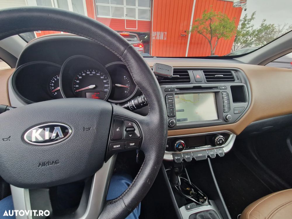 Kia Rio 1.4 Fifa World Cup Edition - 7