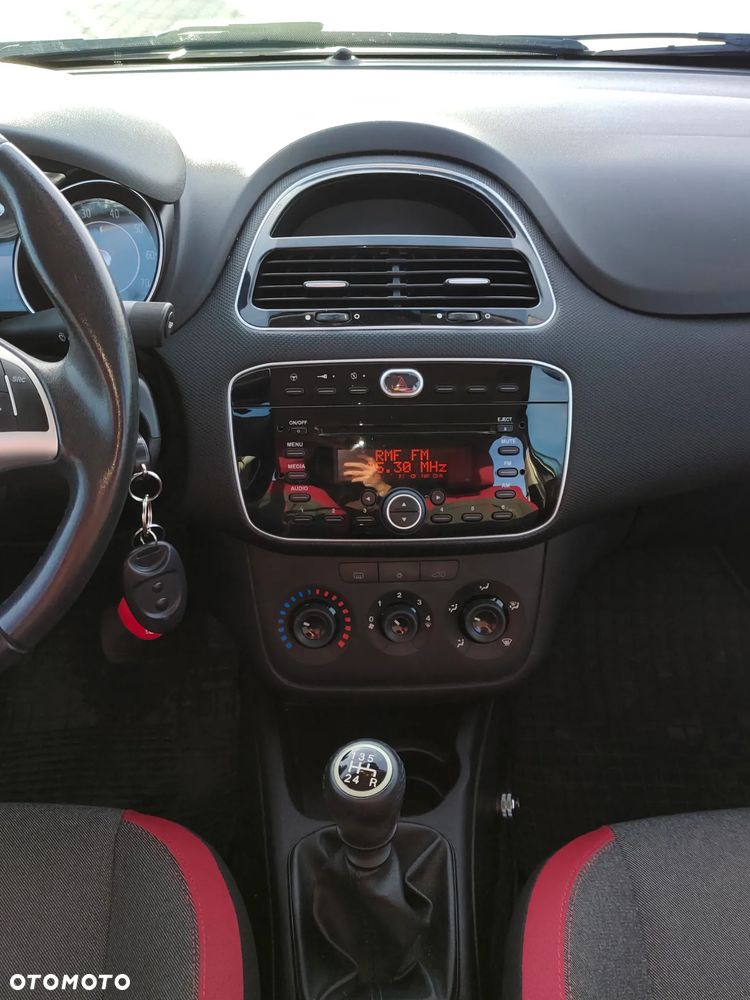 Fiat Punto 1.4 Easy S&S - 6