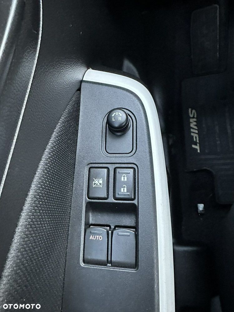 Suzuki Swift - 28
