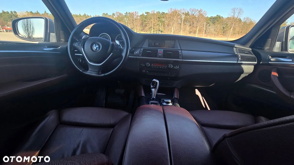 BMW X6 - 10