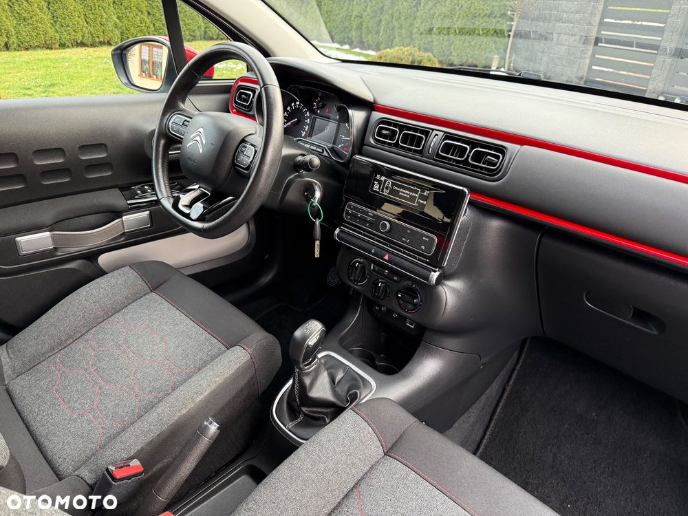 Citroën C3 Pure Tech 82 SHINE - 37