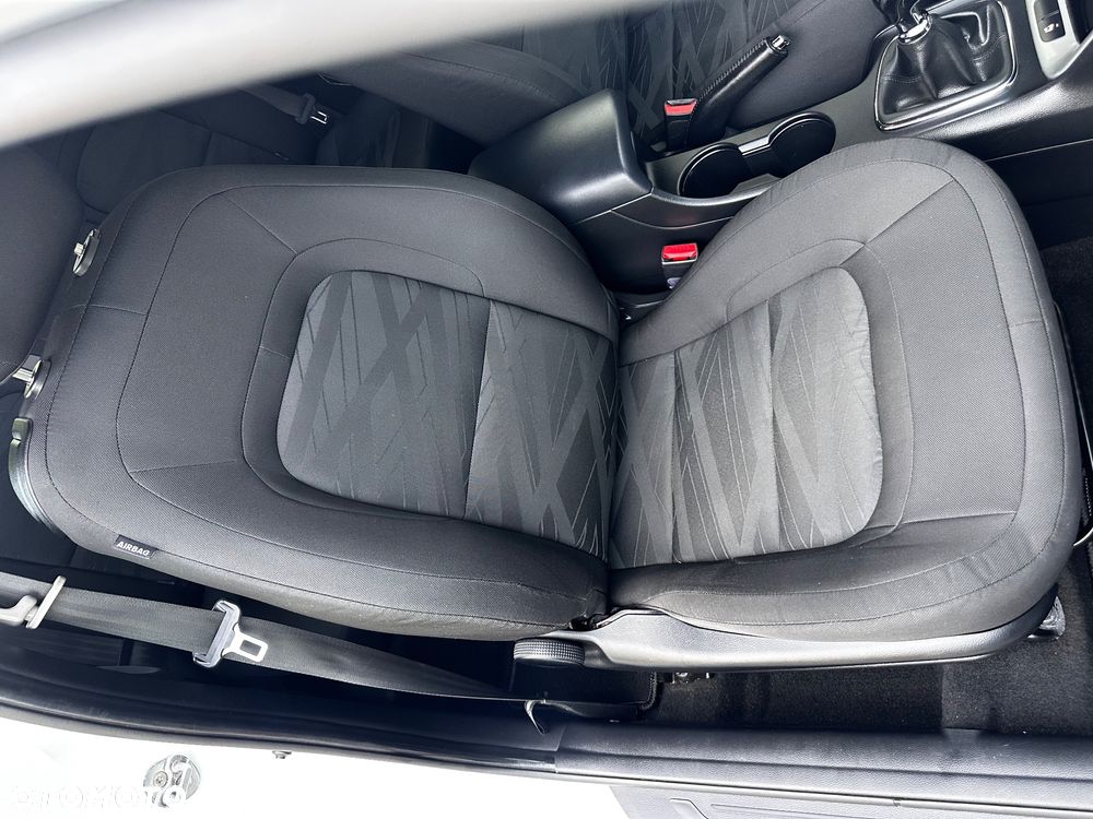 Kia ProCeed pro Ceed 1.6 GDI Vision - 25