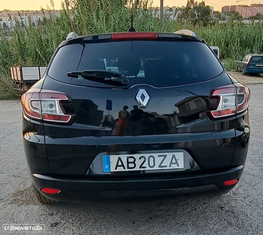 Renault Mégane Break ver-energy-dci-110-limited - 11
