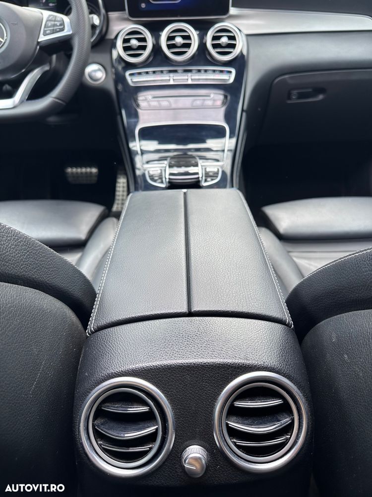 Mercedes-Benz GLC 350 e 4Matic 7G-TRONIC Exclusive - 24