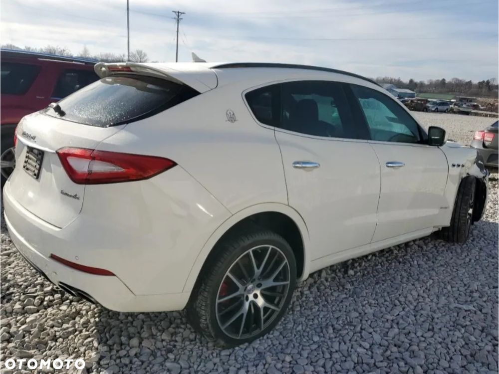Maserati Levante S Q4 GranSport - 4