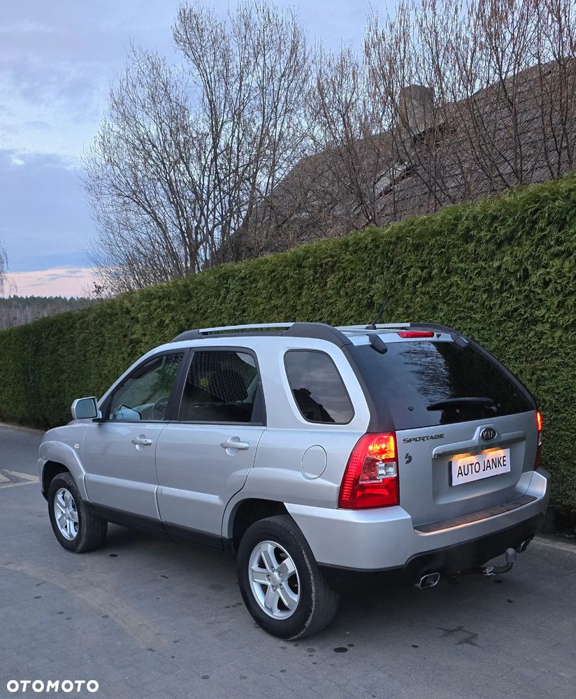 Kia Sportage 2.0 2WD Cup - 2