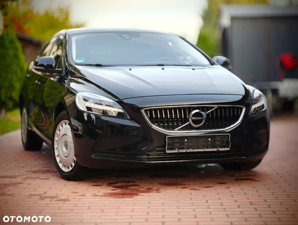 Volvo V40 D2 Momentum - 22