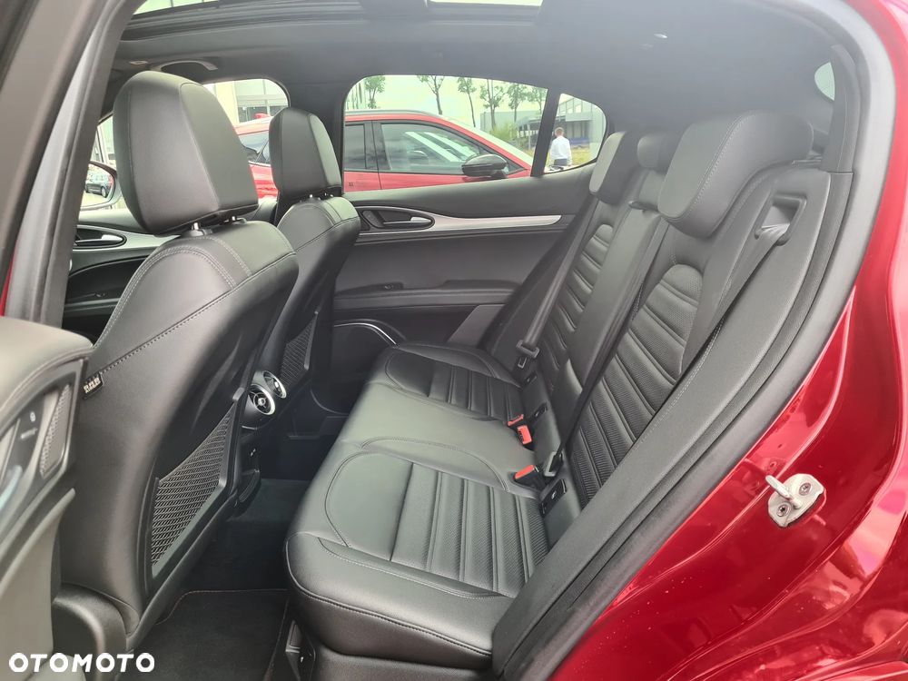 Alfa Romeo Stelvio 2.0 Turbo Veloce Q4 - 29