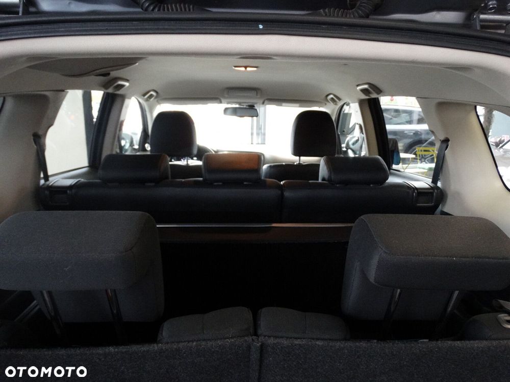 Mitsubishi Outlander - 17