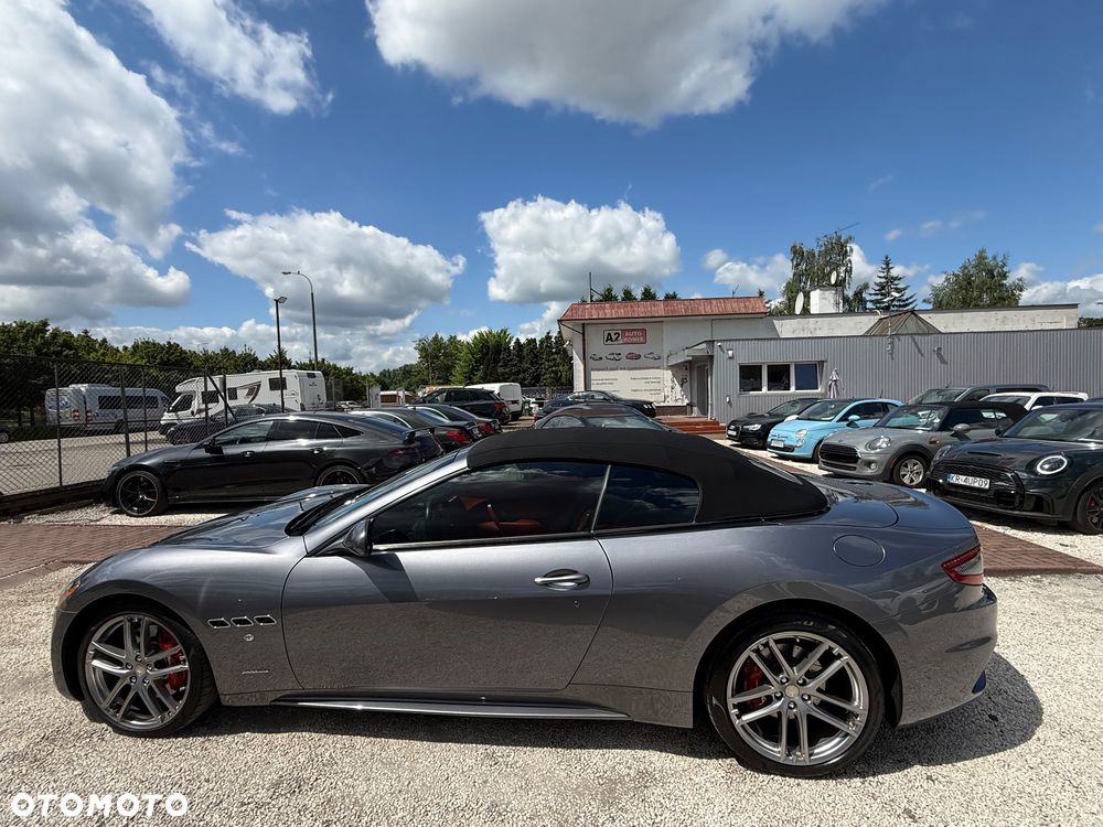 Maserati GranCabrio Sport - 15