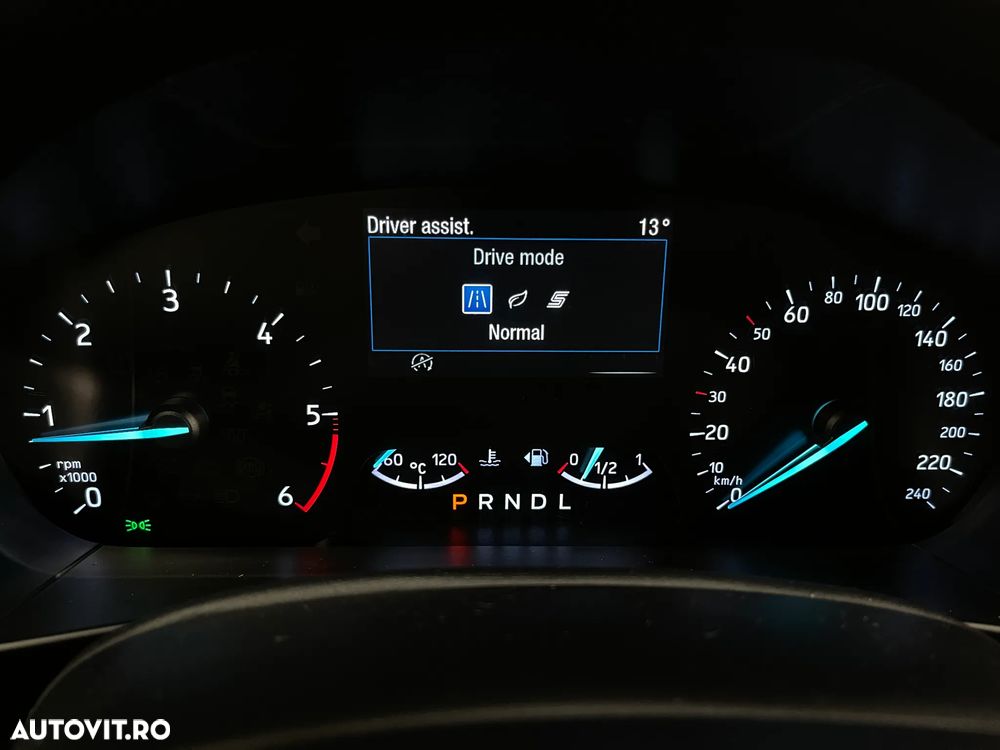 Ford Focus 1.5 EcoBlue Connected - 20