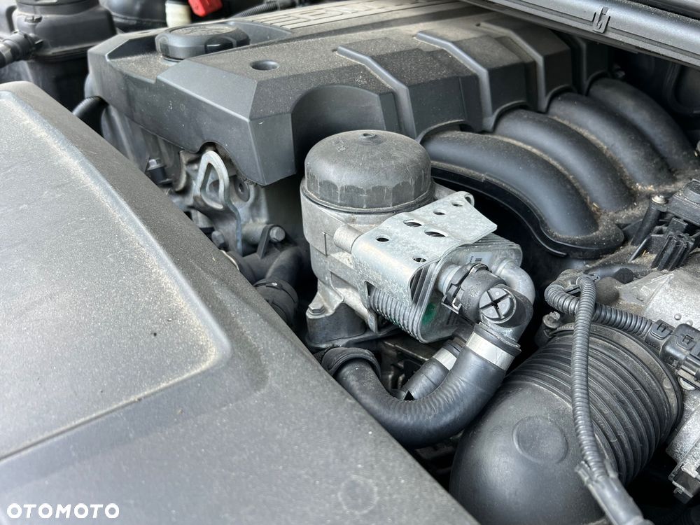 BMW Seria 3 318i - 23