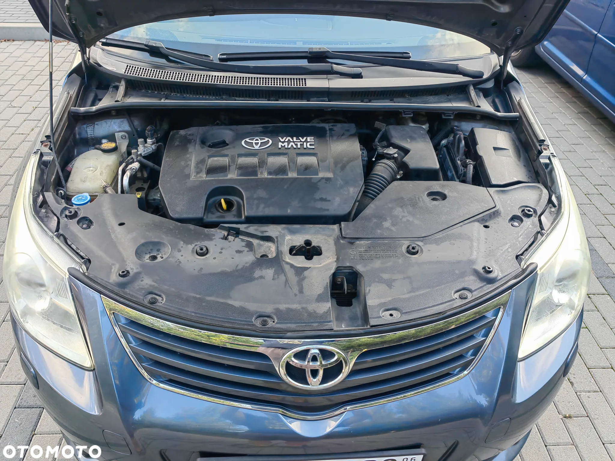 Toyota Avensis - 14