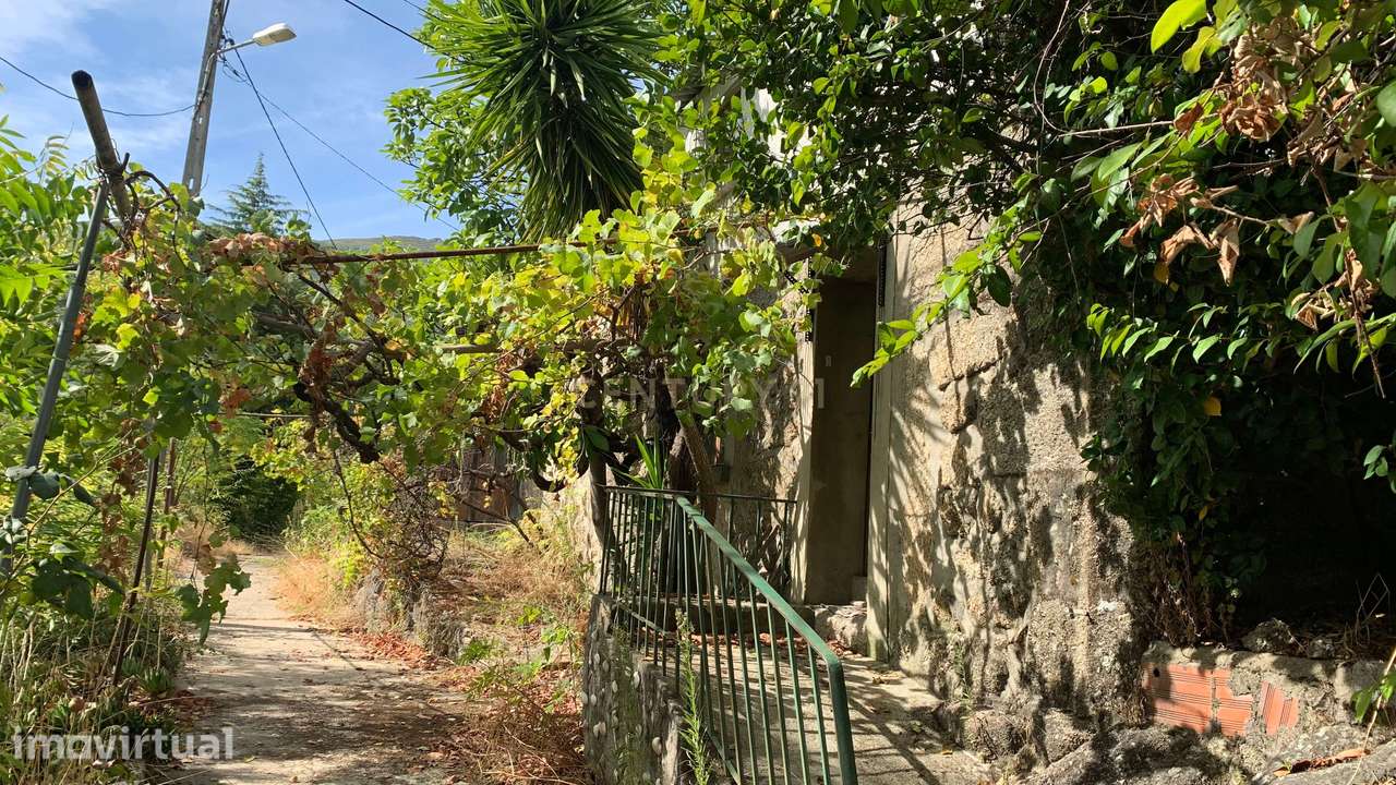 Casa Antiga com Vista Panorâmica em Covilhã - Grande imagem: 4/19
